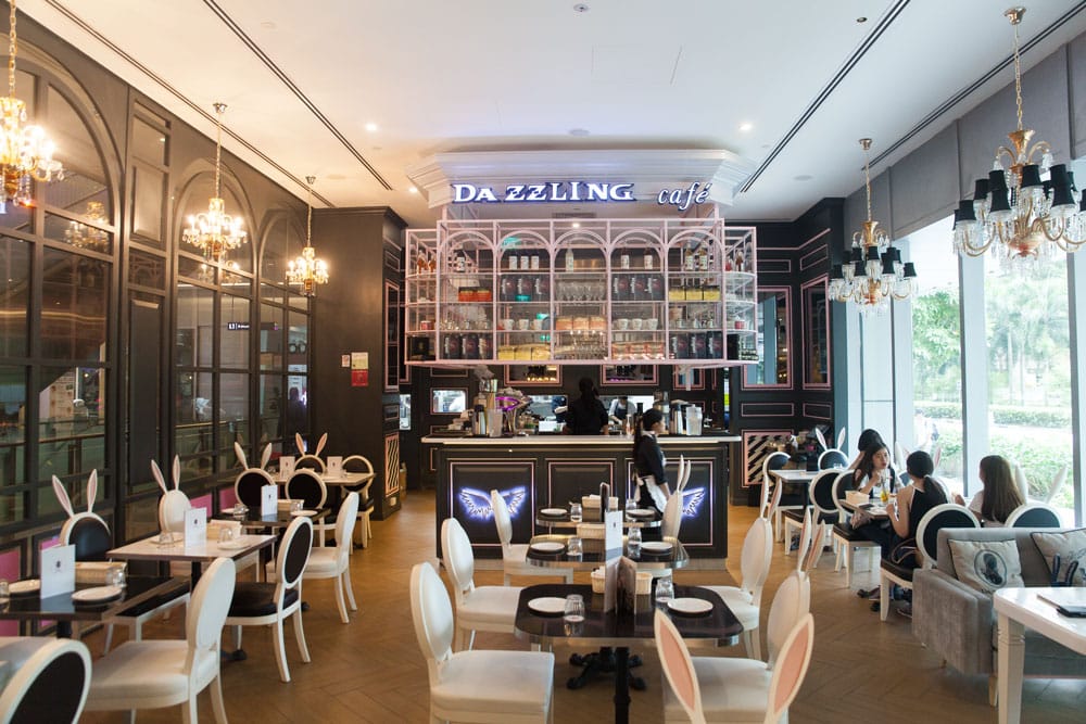Dazzling-Cafe