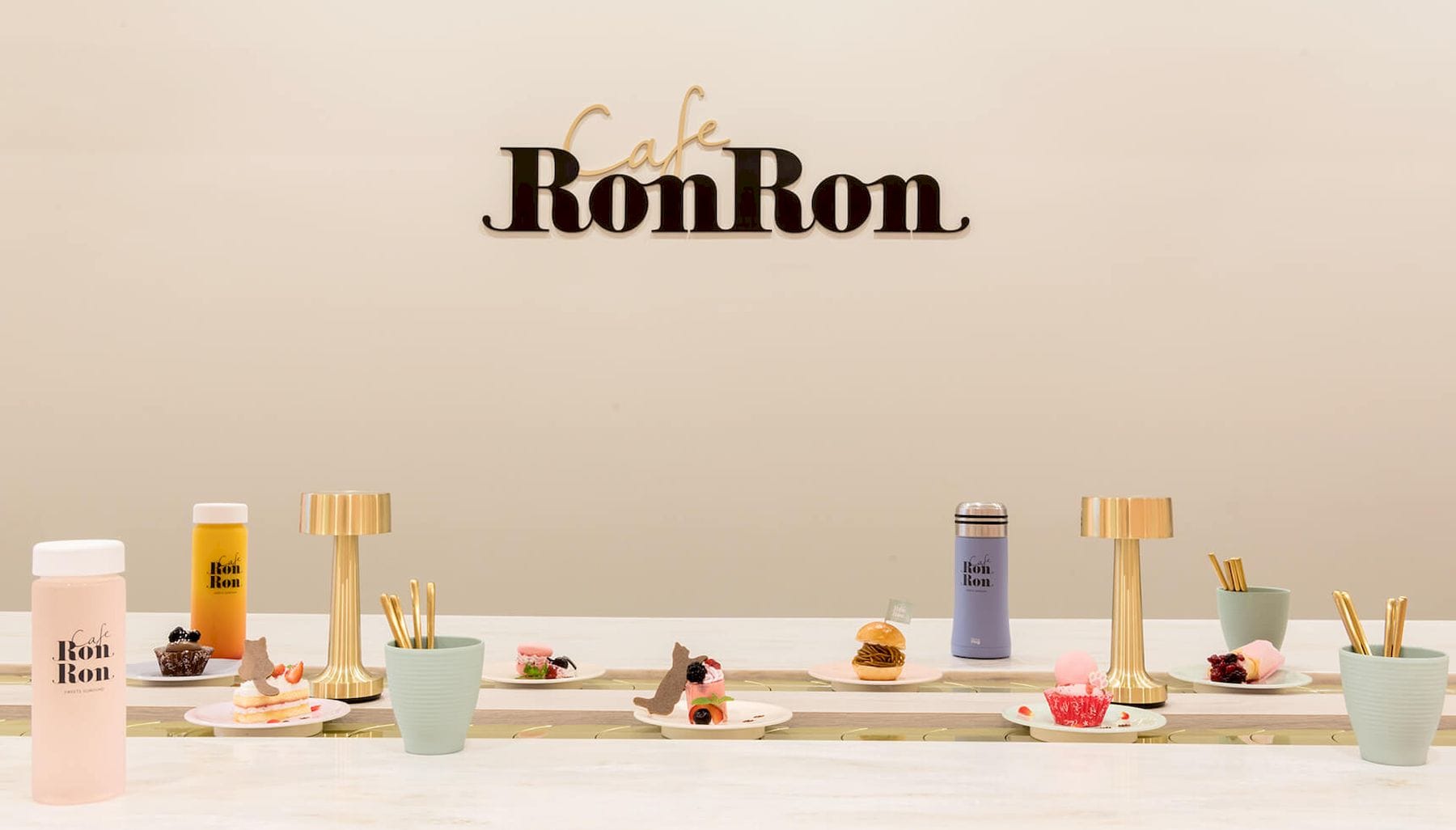 Cafe Ron Ron Japan (10)