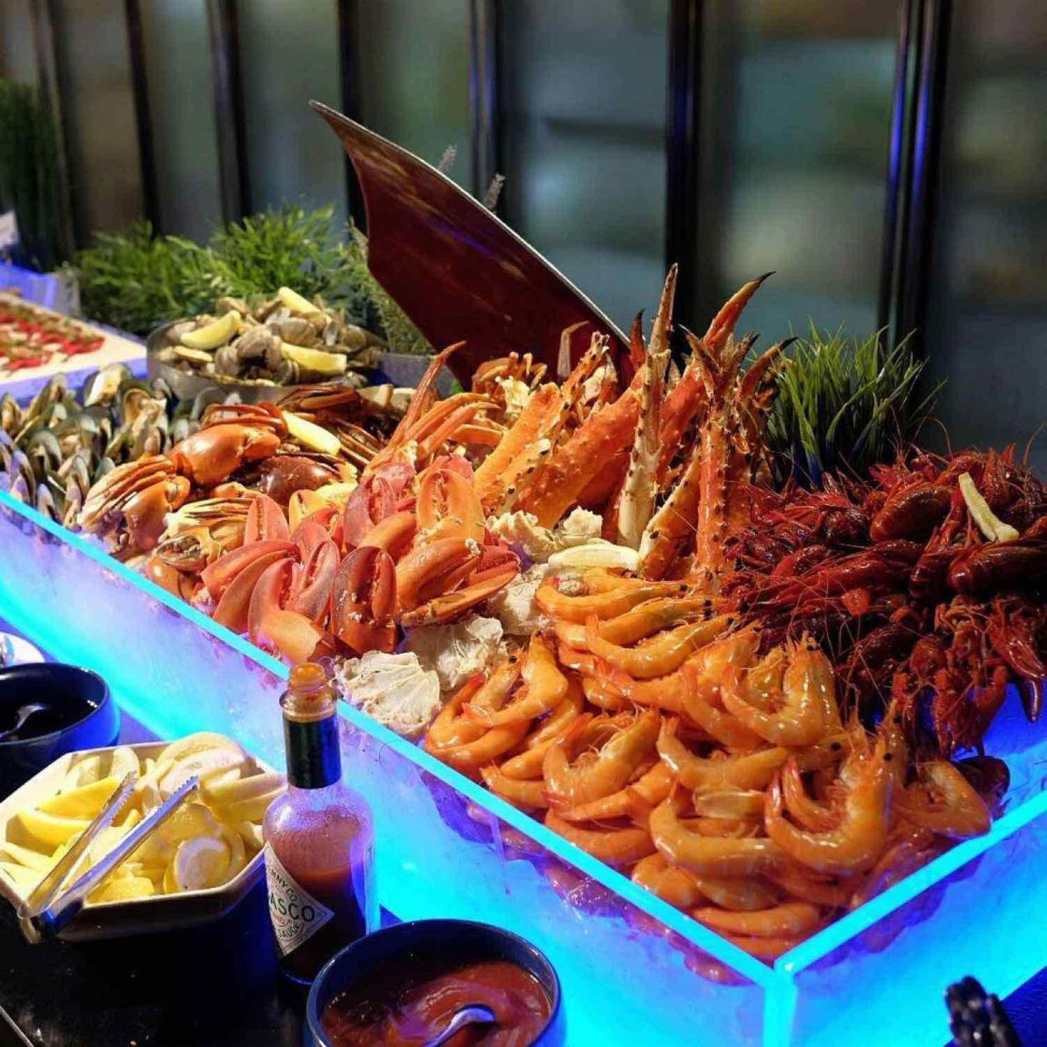 1-For-1 Lunch/Dinner Seafood Buffet @ Triple Three Mandarin Orchard ...