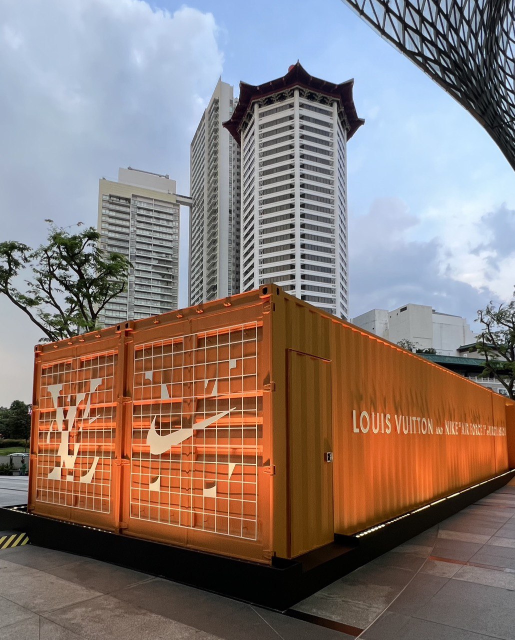 Virgil Abloh's Louis Vuitton x Nike Air Force 1 Collection Lands In  Singapore - ELLE SINGAPORE