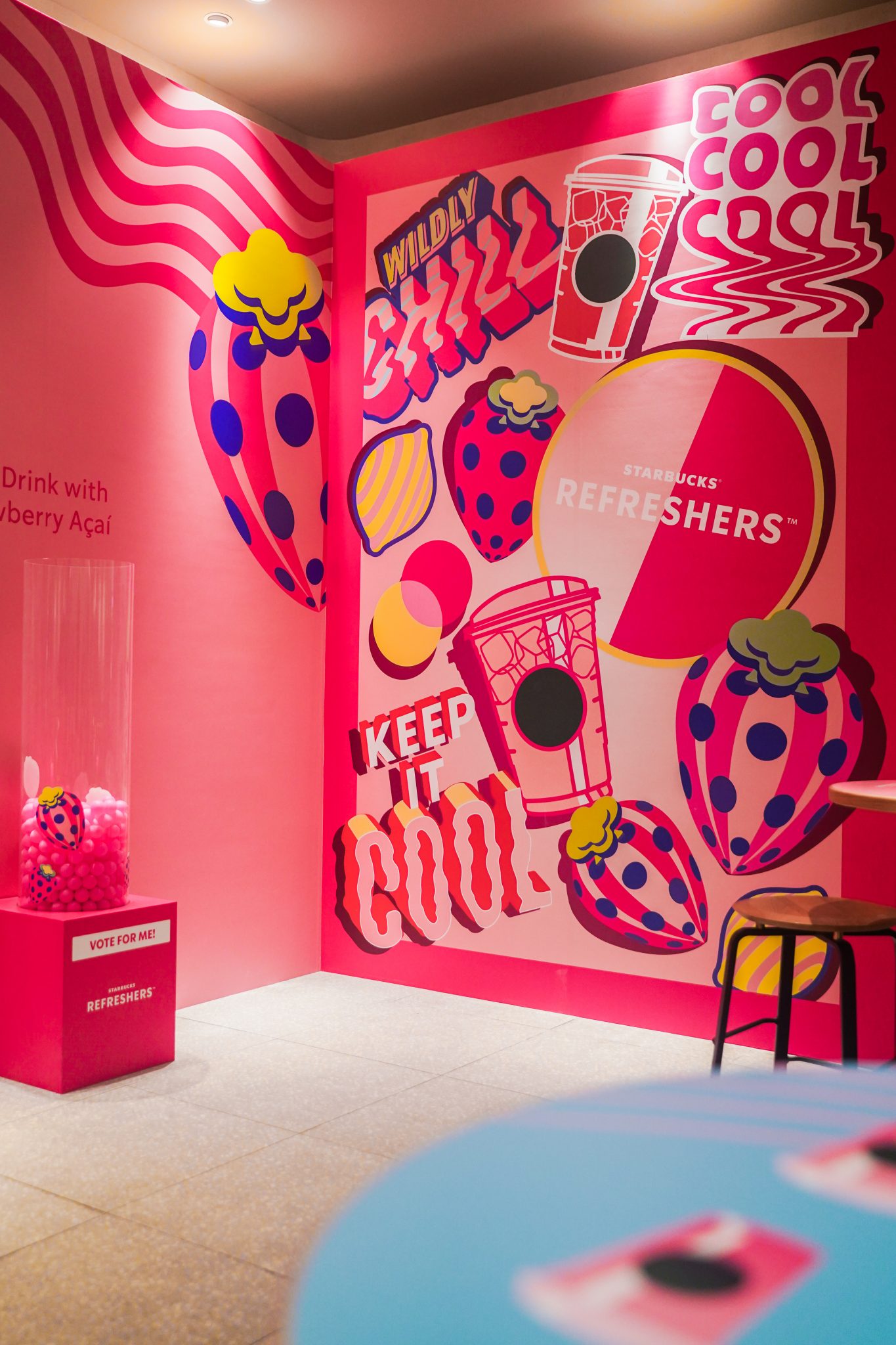 Starbucks’ Pink Store Pop-up At Vivocity Is Serving The Viral Pink 