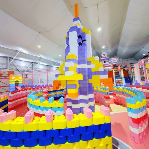 WORLD’S LARGEST 20,000 SQ FT MEGA BLOCK-THEMED PLAYGROUND OPENS IN ...