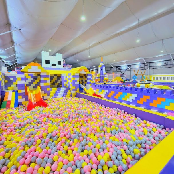 WORLD’S LARGEST 20,000 SQ FT MEGA BLOCK-THEMED PLAYGROUND OPENS IN ...